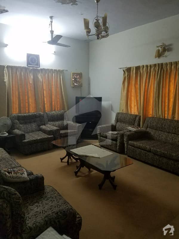 150 Square Yards Corner House For Sale