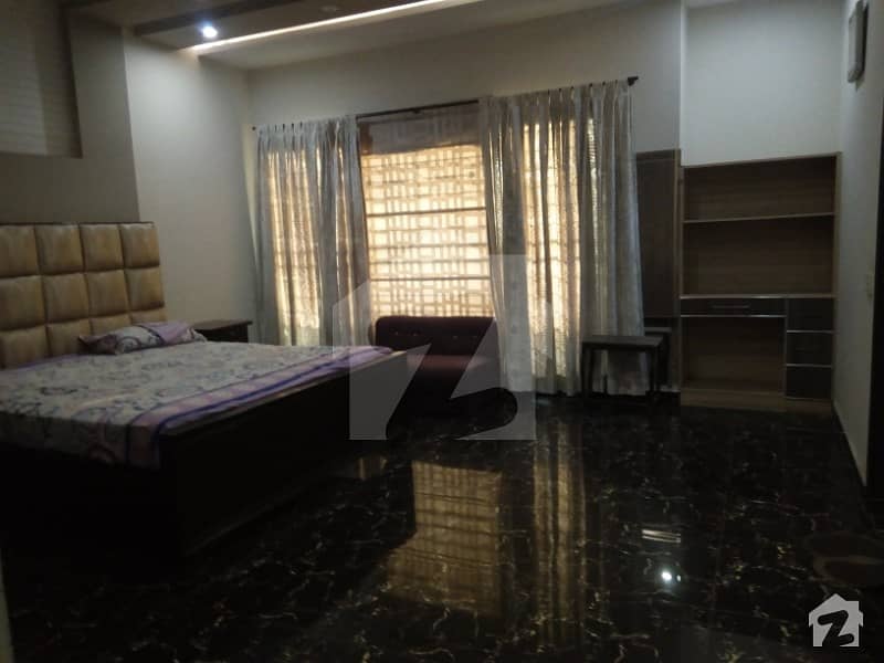 1 Kanal Upper Portion Available For Rent