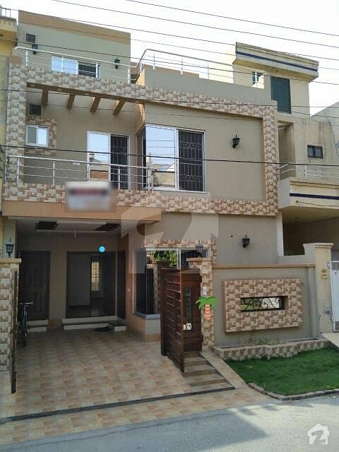 5 Marla Beautiful Solid Corner House With 5 Bed Rooms Available For Sale In Gulshan E Lahore Society