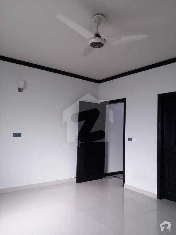 Portion Is Available For Rent In Dha Phase 6 3 Bedroom 500 Square Yards