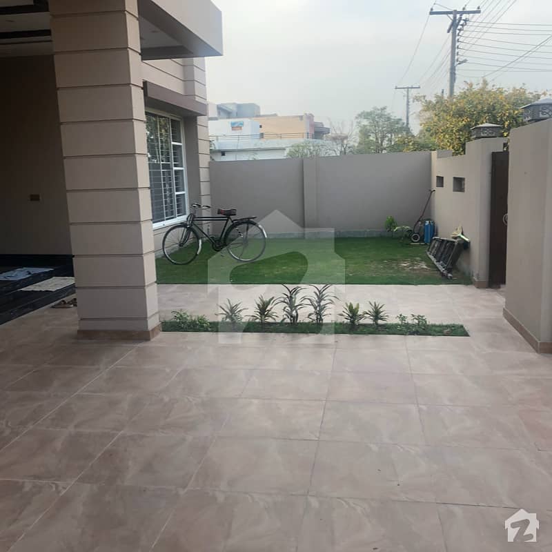 Beautiful Brand New 1 Kanal House For Sale