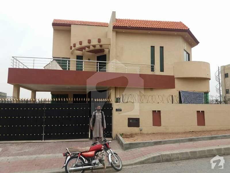 9 Bed 3 Story House For Rent In Bahria Town Phase 3