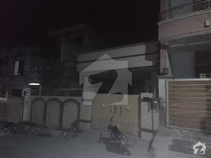 شلے ویلی راولپنڈی میں 3 کمروں کا 10 مرلہ مکان 1. 6 کروڑ میں برائے فروخت۔