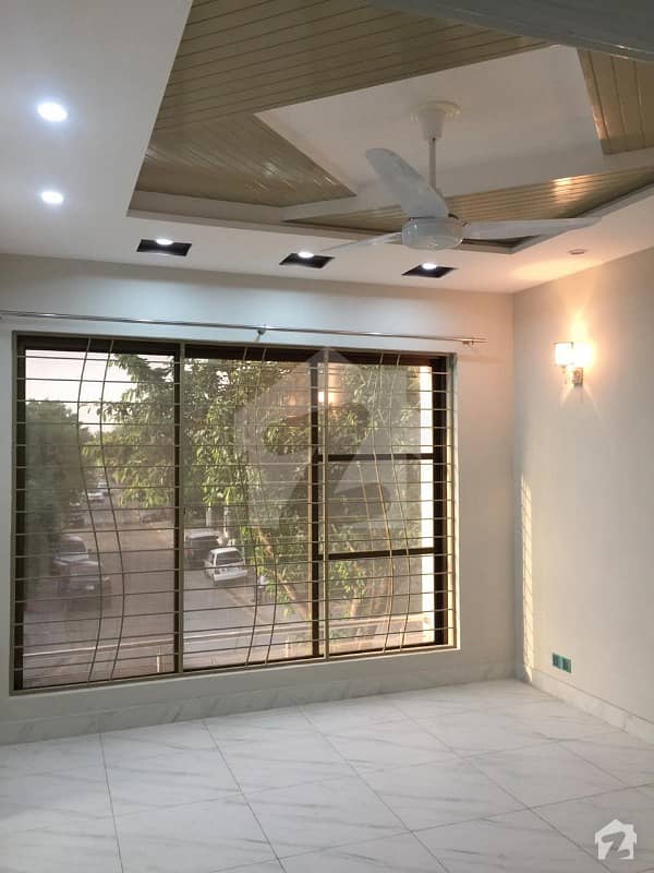 10 Marla Brand New 1st Entry House Available For Rent In Bahria Town Lahore