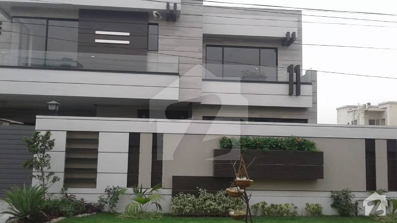 1 Kanal Ideal Location Double Story House For Sale