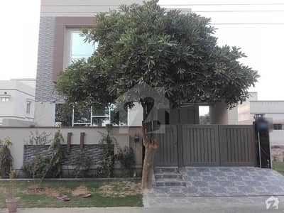 Brand New House Is Available On Good Location Brand New House Is Available On Good Location