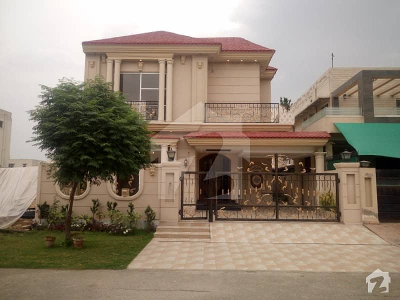 10 Marla Spanish House For Sale In D Block Of Dha Phase 6