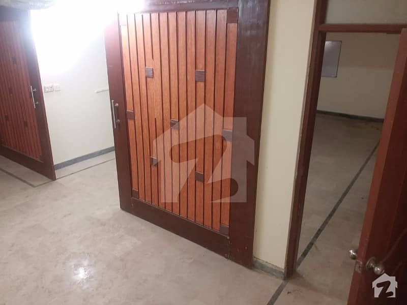 4 Bed Room Drawing Dining Lower Portion For Rent Near Khyaban Iqbal