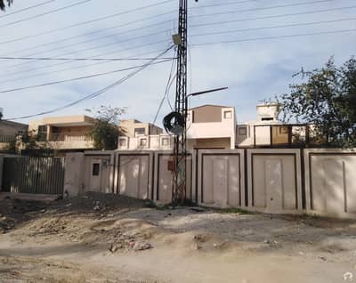 Here Is A Good Opportunity To Live In A Well-Built House Here Is A Good Opportunity To Live In A Well-Built House