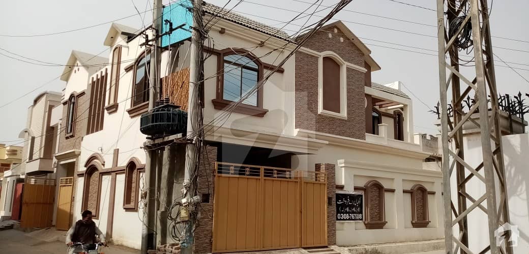 فضیلت ٹاؤن رحیم یار خان میں 8 مرلہ مکان 2 کروڑ میں برائے فروخت۔