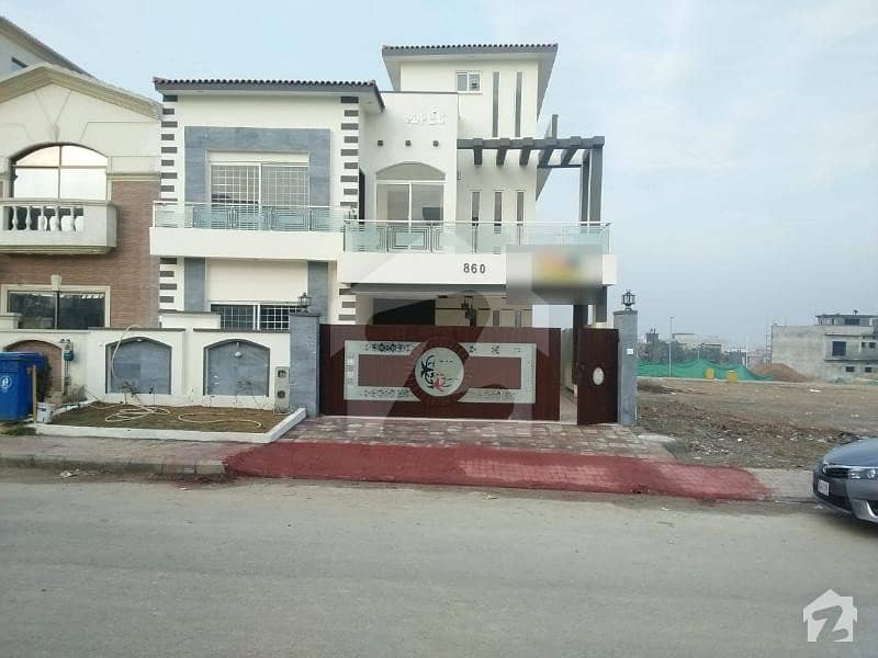 10 Marla Brand New Double Unit House For Sale