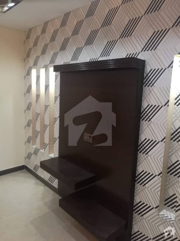 8 Marla Brand New Luxury House Available For Rent 8 Marla Brand New Luxury House Available For Rent