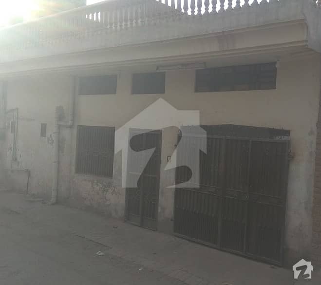 Single Storey House For Sale Located On Piran Ghaib Road Near SNGPL