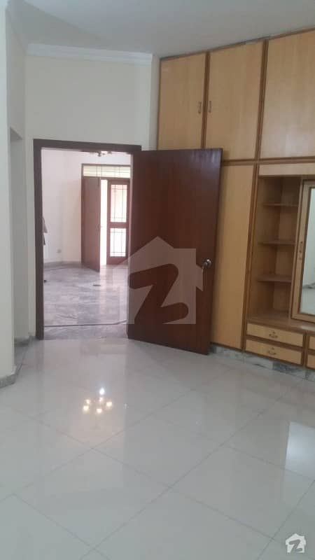 1 Kanal Double Storey Like Brand New House For Rent