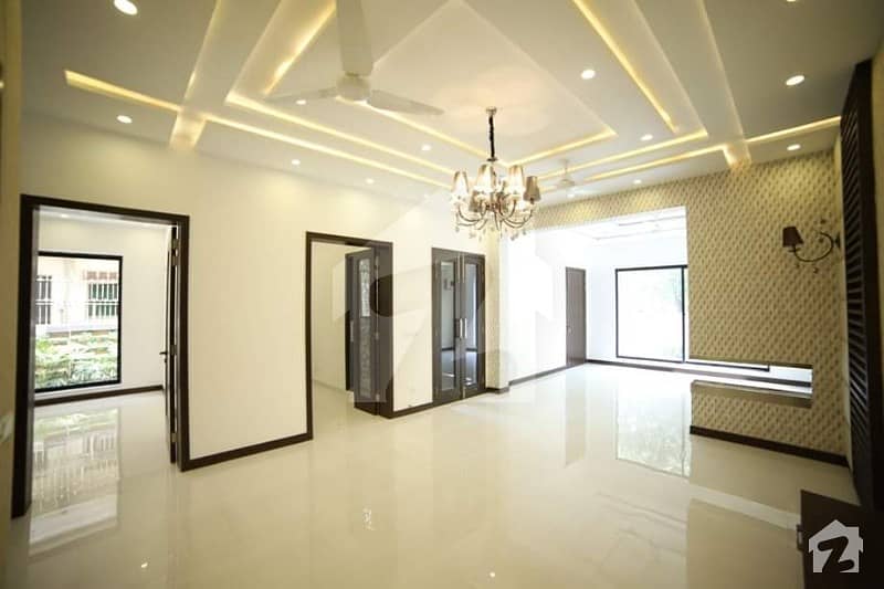 10marla Brand New Luxurious House Is Available For Rent In Dha Phase 6 Lahore