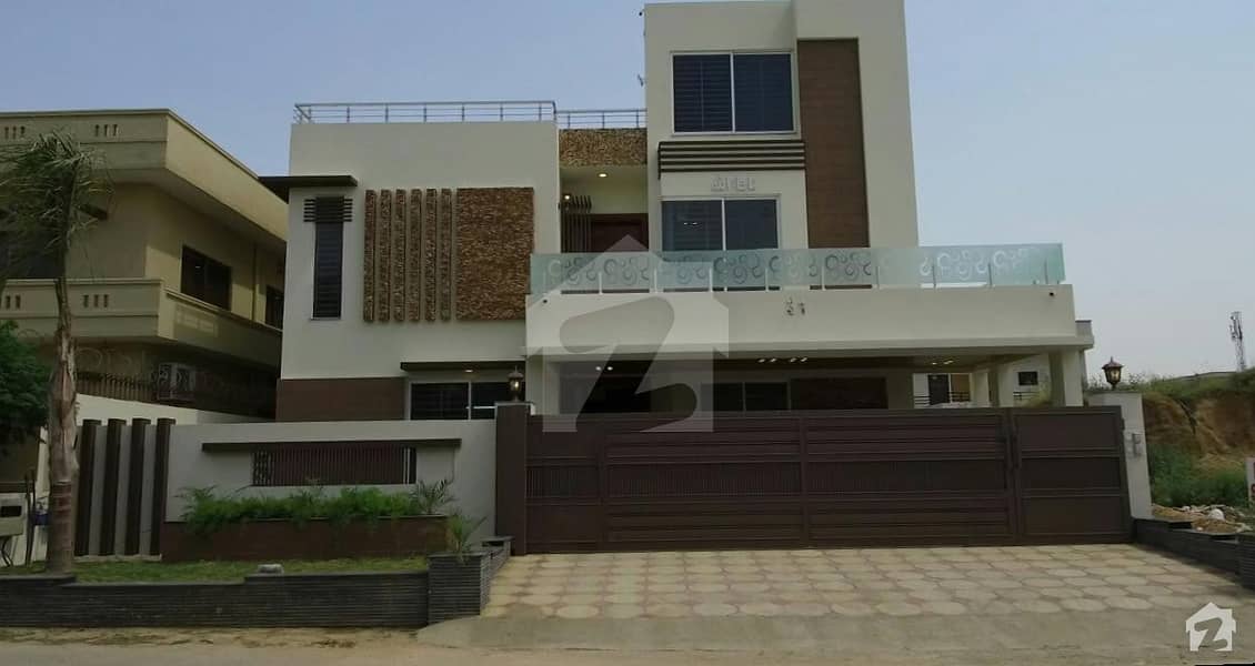 Brand New A Beautifully Built House For Sale  In G-13/2