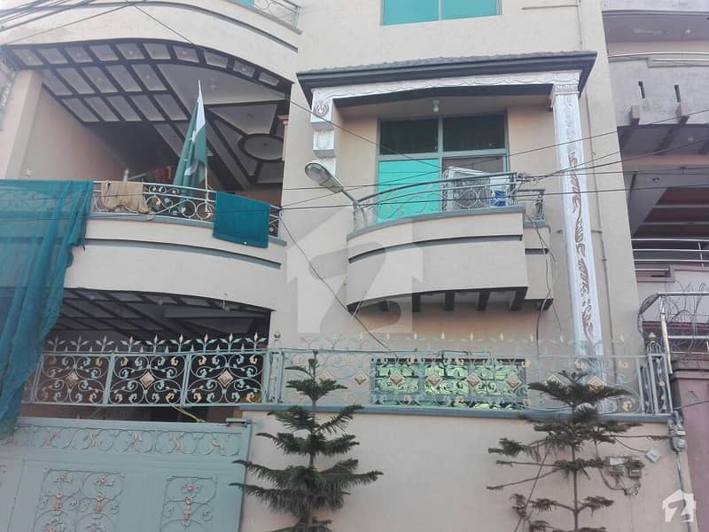 رینج روڈ راولپنڈی میں 4 کمروں کا 5 مرلہ مکان 1. 1 کروڑ میں برائے فروخت۔
