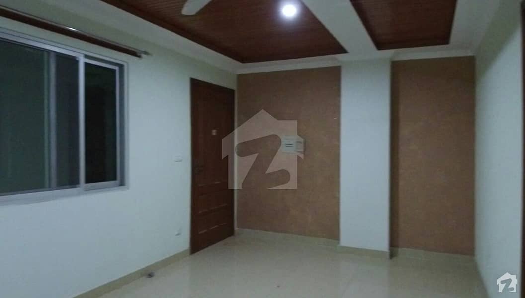 750 Square Feet Flat For Sale