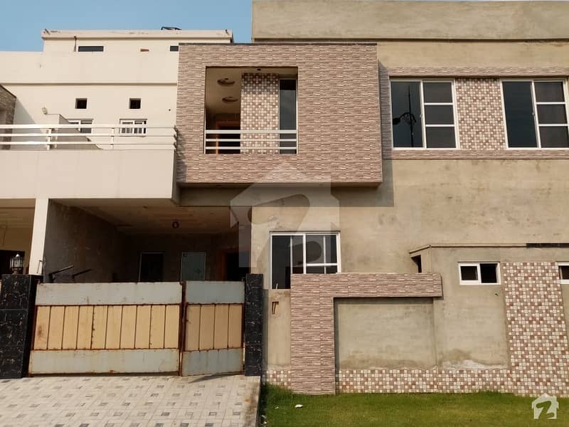 A Beautifully Built House For Sale In Model City 2 Satiana Road