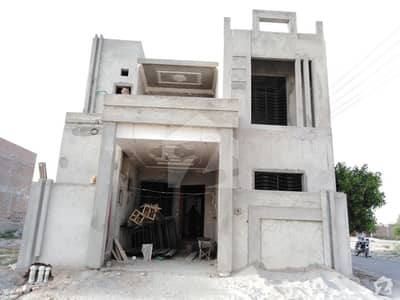 Here Is A Good Opportunity To Live In A Well-built Corner Double Storey House Here Is A Good Opportunity To Live In A Well-built Corner Double Storey House