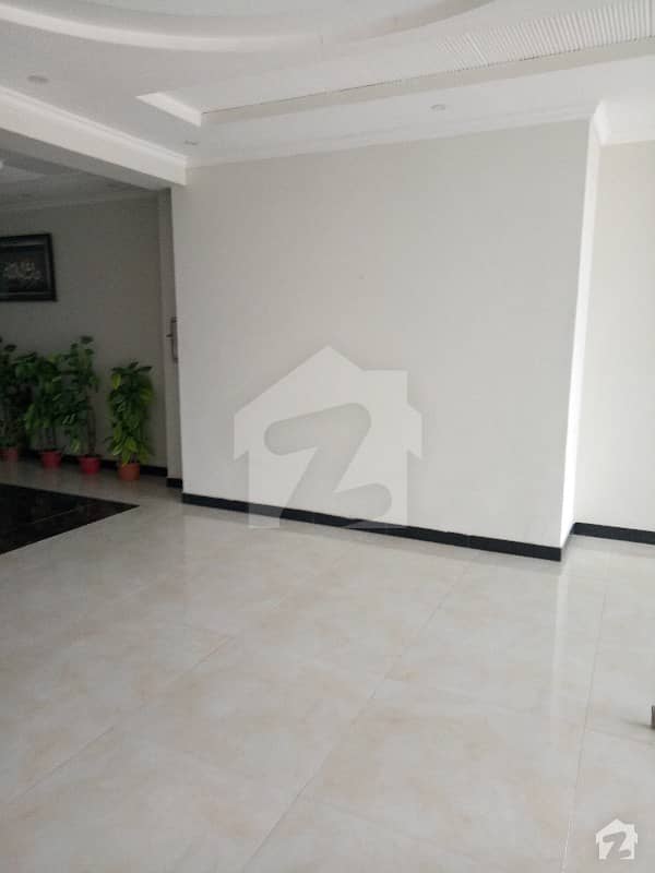 E-11/4 - Islamabad - 1 Bed Luxury Apartment Ready To Shift