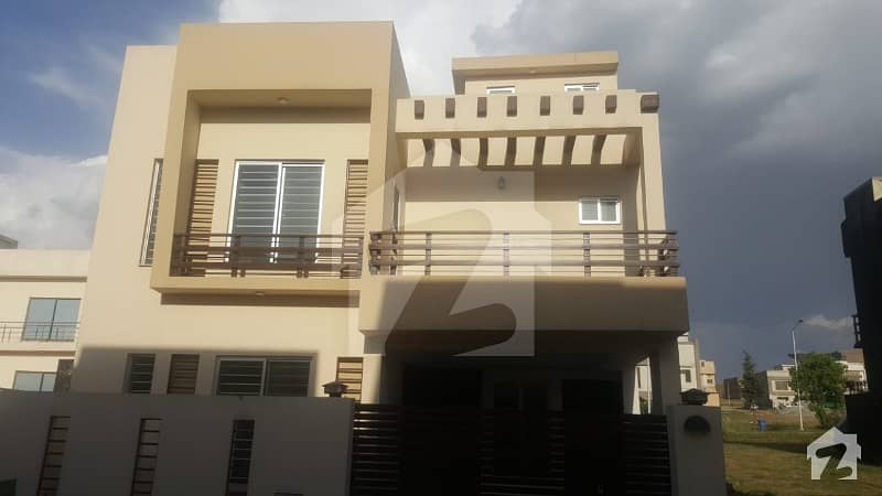 7 Marla Brand New Double Unit House For Sale In Umer Block Boulevard Back Bahria Town