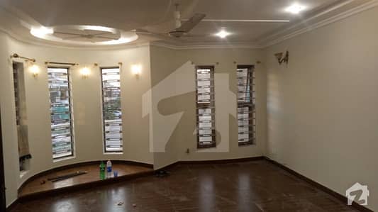 Upper Portion Is Available For Rent Upper Portion Is Available For Rent