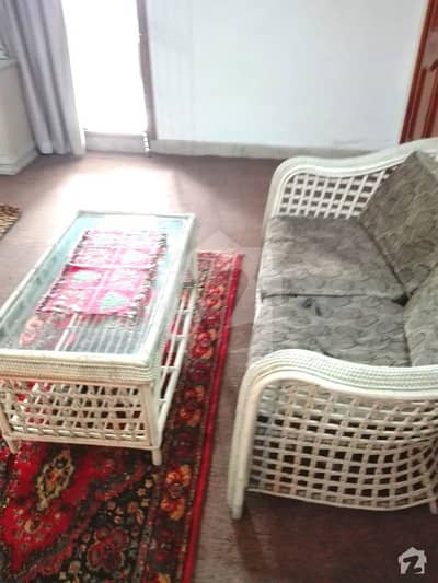 1 Bed Fully Furnished With Kitchen and Car Parking 1 Bed Fully Furnished With Kitchen and Car Parking
