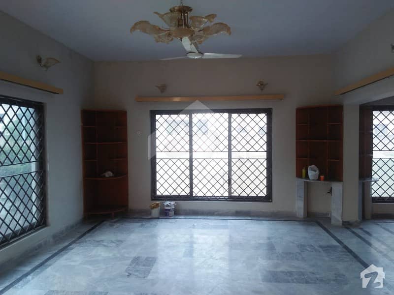 1 Kanal Beautiful Brand New Upper Portion For Rent