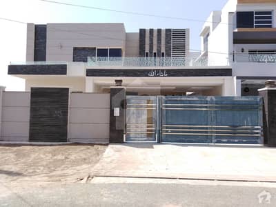 Well Built Portion Available On Good Location Well Built Portion Available On Good Location