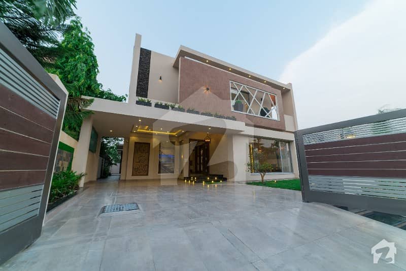 25 Marla Ultra Modern Lavish Bungalow For Sale 25 Marla Ultra Modern Lavish Bungalow For Sale