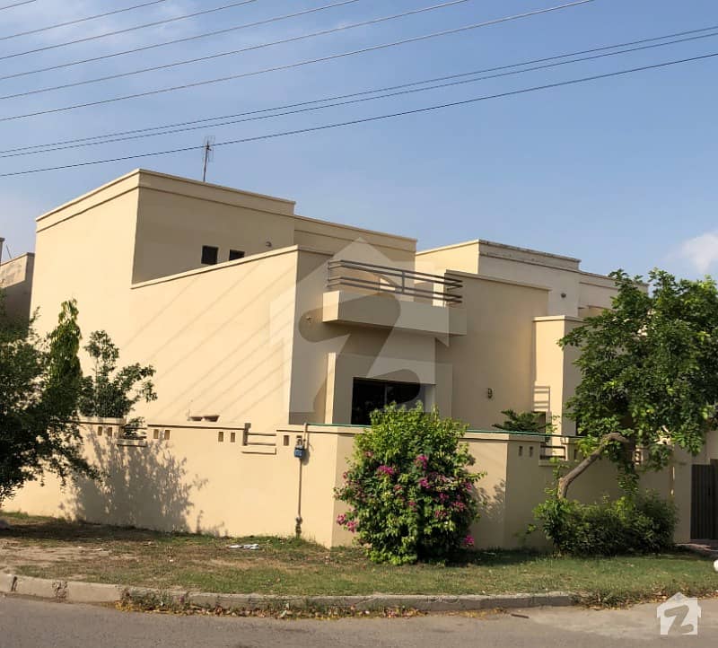 پنجاب گورنمنٹ سرونٹ سوسائٹی لاہور میں 3 کمروں کا 14 مرلہ مکان 40 ہزار میں کرایہ پر دستیاب ہے۔