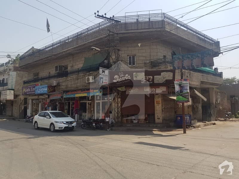 Commercial House With 9-Shops For Sale Commercial House With 9-Shops For Sale