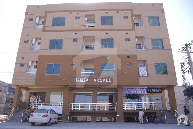 حمزه آرکیڈ غوری گارڈن غوری ٹاؤن اسلام آباد میں 2 کمروں کا 3 مرلہ فلیٹ 40. 2 لاکھ میں برائے فروخت۔