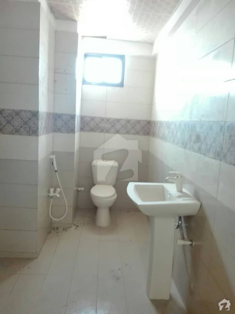 2nd Floor Flat Is Available For Sale On Kashmir Road 2nd Floor Flat Is Available For Sale On Kashmir Road