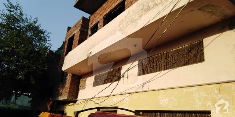 شاہ جہانگیر روڈ گجرات میں 3 کمروں کا 6 مرلہ مکان 50 لاکھ میں برائے فروخت۔