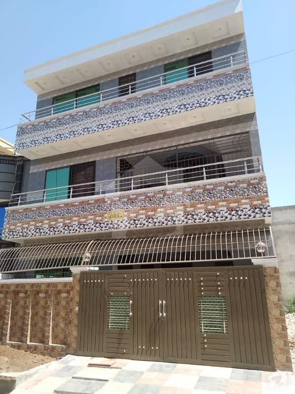 ائیرپورٹ ہاؤسنگ سوسائٹی راولپنڈی میں 5 کمروں کا 6 مرلہ مکان 1.2 کروڑ میں برائے فروخت۔