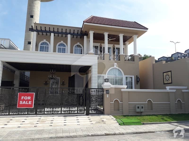 Brand New Luxury Designer Furnished Near House For Sale Near To Jacaranda Club