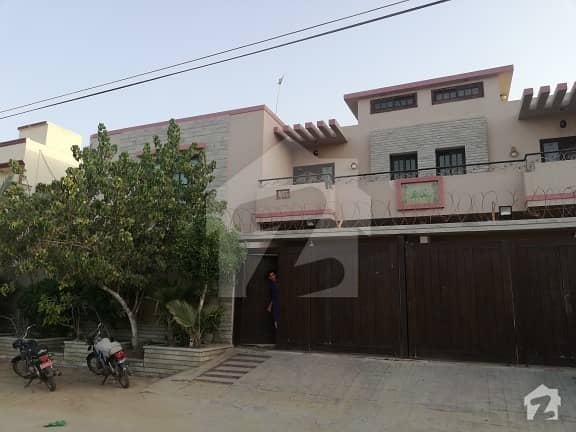 300 Sq Yard Beautiful Slightly Used Duplex Bungalow Park Facing In Prime Location Khybana Badar Dha Phase 7 Karachi