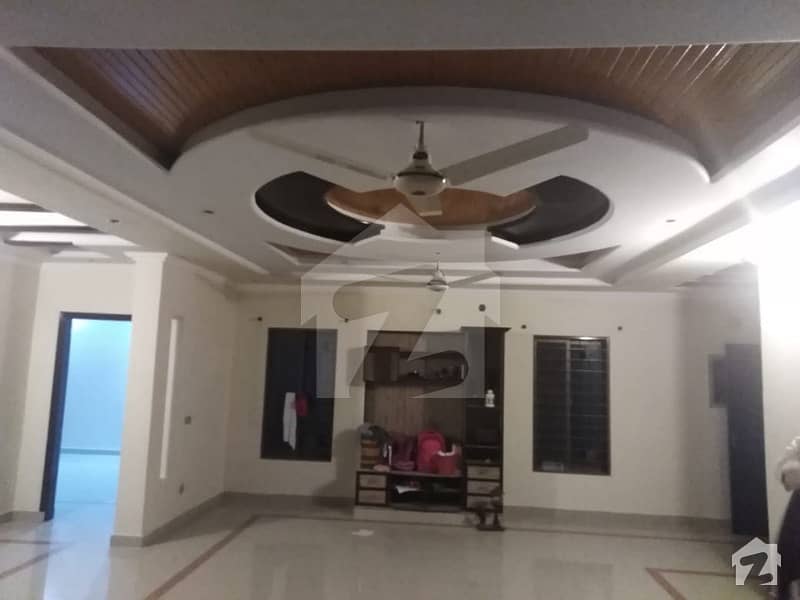 5 Marla Lower Portion Available For Rent In Valencia Town Lahore