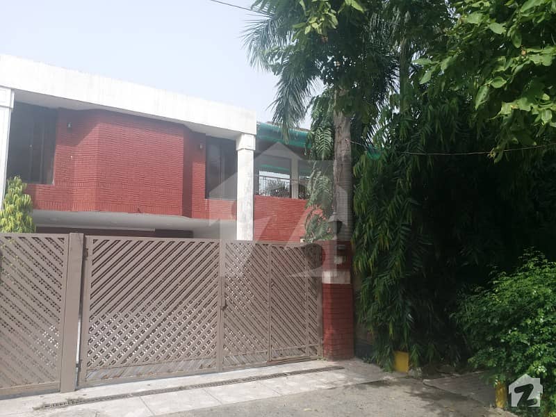 10 Marla House For Rent In Shadman Gulberg And Muslim Town Lahore