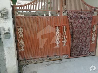 ڈھوک مستقیم روڈ راولپنڈی میں 8 کمروں کا 10 مرلہ مکان 65 ہزار میں کرایہ پر دستیاب ہے۔
