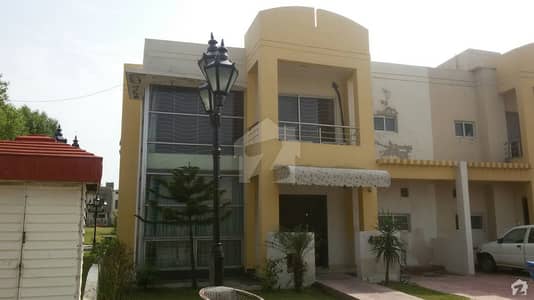 Here Is A Good Opportunity To Live In A Well-Built House Here Is A Good Opportunity To Live In A Well-Built House