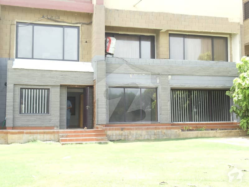 سِی ویو اپارٹمنٹس کراچی میں 3 کمروں کا 12 مرلہ فلیٹ 1. 6 لاکھ میں کرایہ پر دستیاب ہے۔