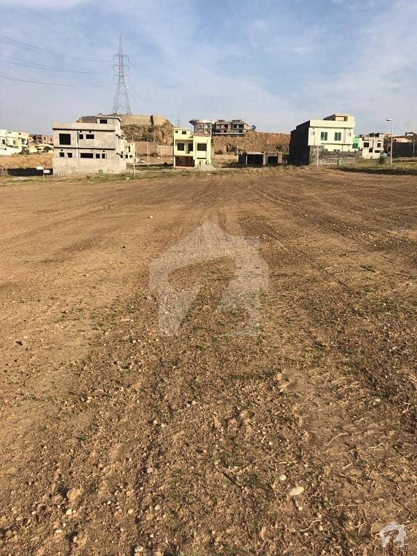 Plot # 1190  For Sale Measuring 30X55 In Umer Block Bahria Town Phase 8