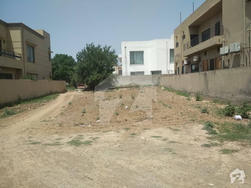 1 Kanal Polt N Block Near Plot Number 885 N RS 188lac Good Location Transparent Deal With Seller