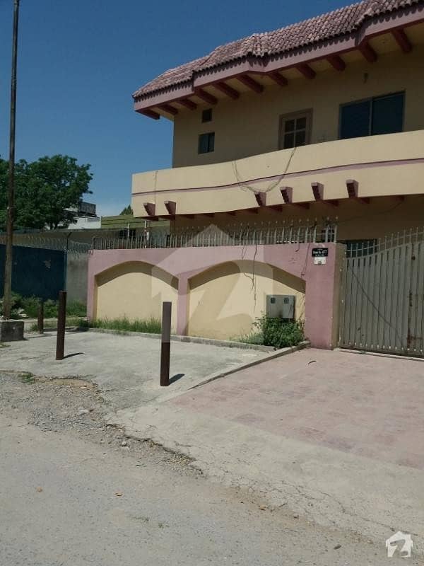G9-4 CORNER House with extra land 35*70,for sale