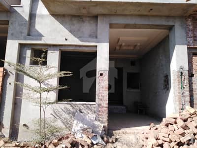 Here Is A Good Opportunity To Live In A Well-Built House Here Is A Good Opportunity To Live In A Well-Built House