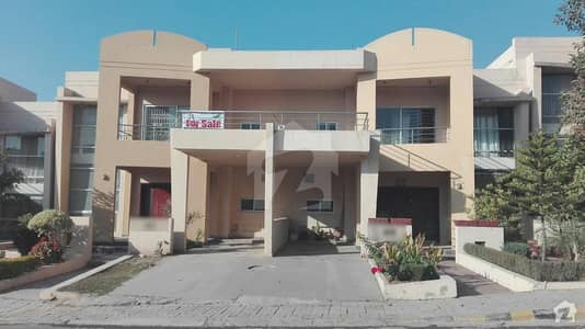 Well-Built House Available On Good Location Well-Built House Available On Good Location