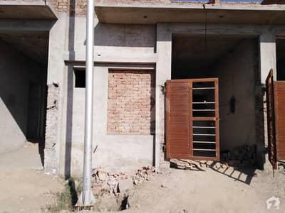 Here Is A Good Opportunity To Live In A Well-Built House Here Is A Good Opportunity To Live In A Well-Built House